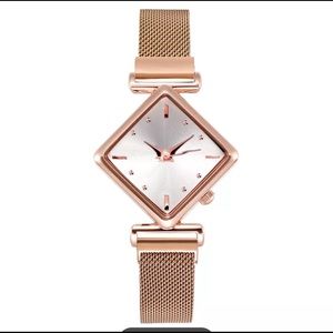 Diamond Shaped Fashion Rose Gold Watch